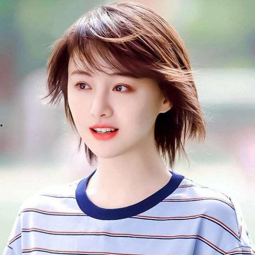 娱乐吃瓜少女妈妈是谁呀,娱乐吃瓜少女妈妈背后的神秘身份 第3张 娱乐吃瓜少女妈妈是谁呀,娱乐吃瓜少女妈妈背后的神秘身份 第3张